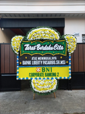 Papan Bunga Duka di Karangmalang