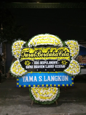 Papan Bunga Duka di Karangmalang